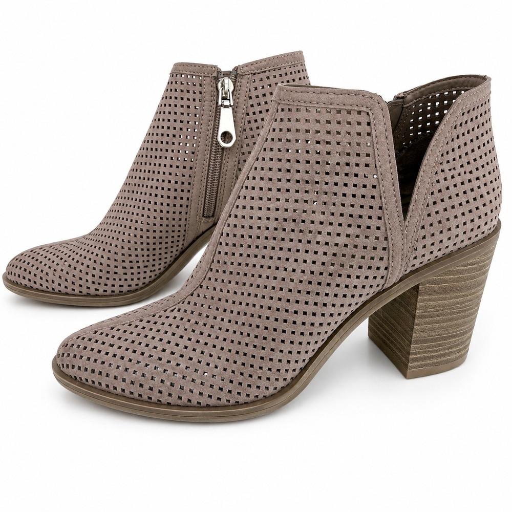 DV Dolce Vita Taupe Perforated Ankle Booties Pointed Toe Block Heel Size 9.5